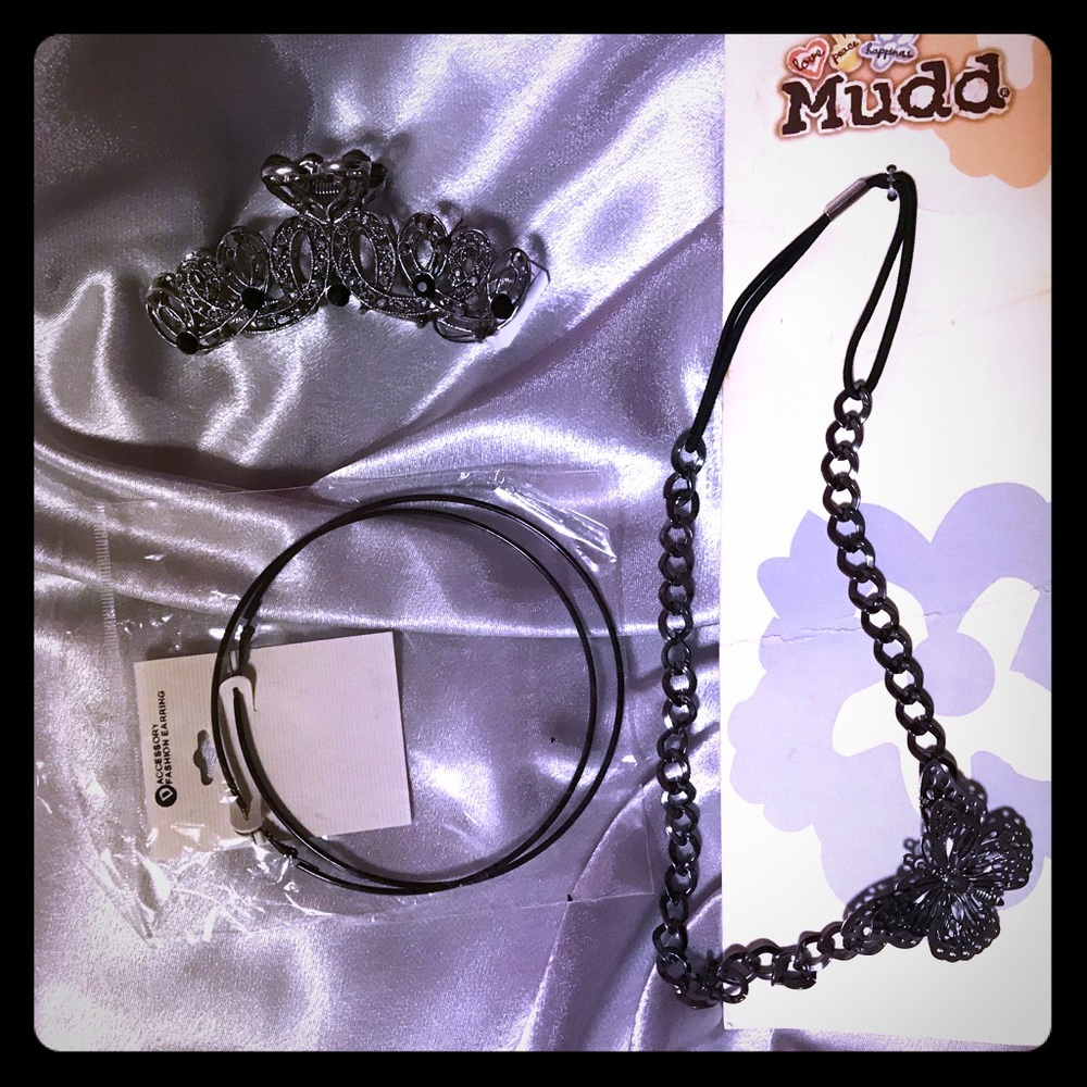 Black and silver accessory bundle